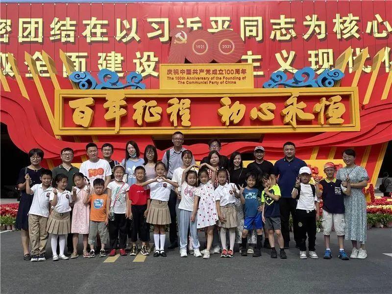 【复大美诺】燕窝龙胆精华液：浓缩的精华，正确的使用时间与方法